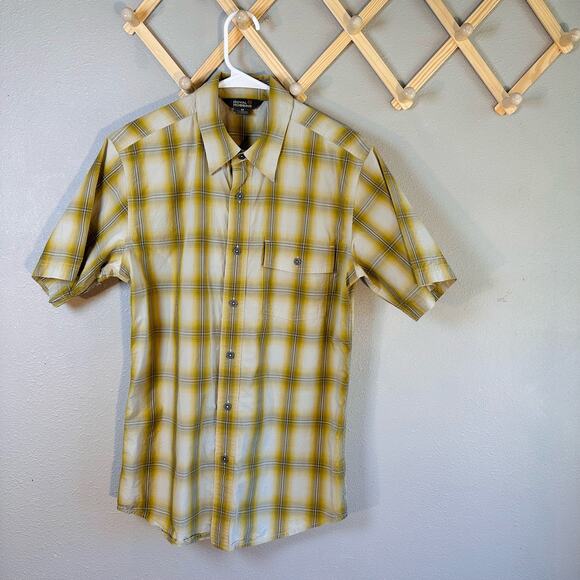 Royal Robbins Yellow Plaid Short Sleeves Button Up Shirt Men's Medium Everyday - Picture 1 of 7